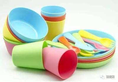 塑料助劑在塑料制品中的作用介紹