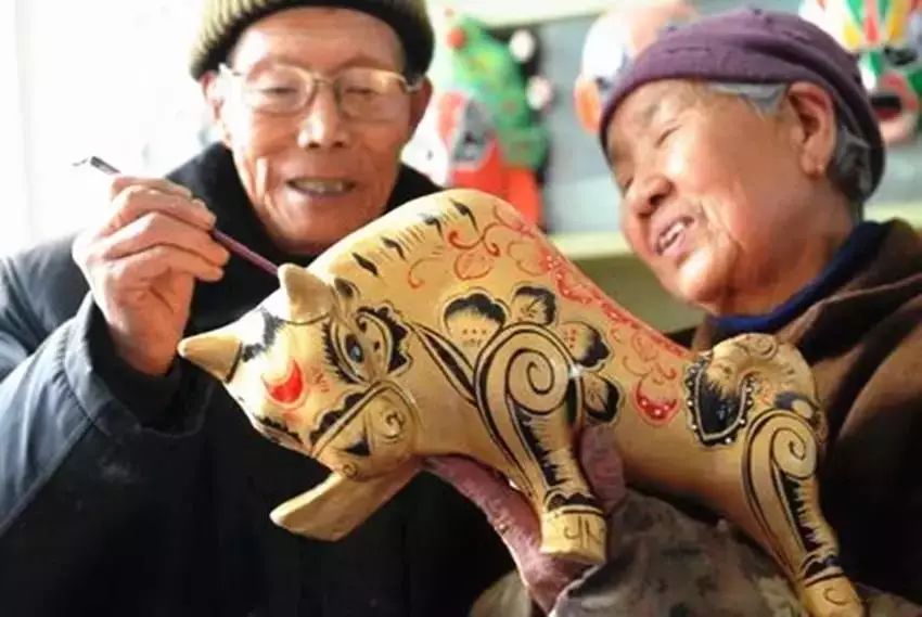 寶雞人的新寵 西府萌豬何以超越小豬佩奇成為收藏界新星？